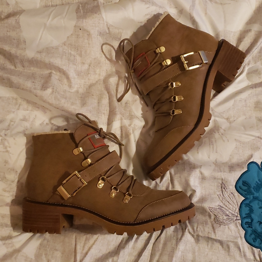 Booties - Picture 3 of 5